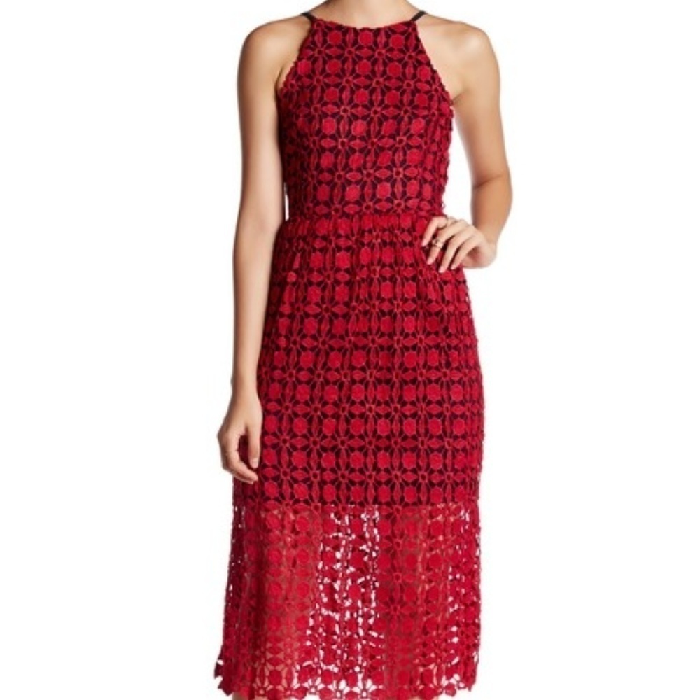Romeo & Juliet Couture Red Midi‎ Crochet Dress